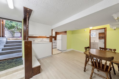 3378 26Th Avenue E, Vancouver, BC - Indoor Photo Showing Dining Room