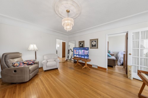 3378 26Th Avenue E, Vancouver, BC - Indoor
