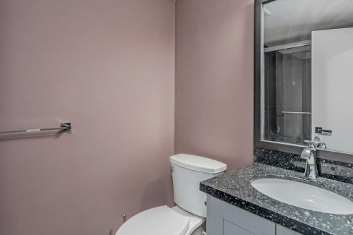 2488 Latimer Avenue, Coquitlam, BC - Indoor Photo Showing Bathroom