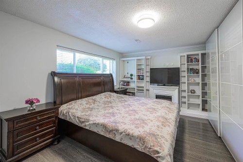 1780 Greenmount Avenue, Port Coquitlam, BC - Indoor Photo Showing Bedroom