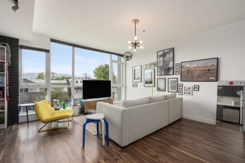 208-2511 Quebec Street  Vancouver, BC V5T 0B6