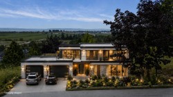 268 55 Street Delta, BC V4M 3J5