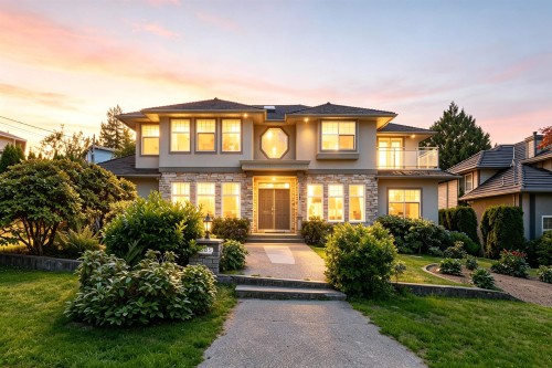 5885 Walker Avenue, Burnaby, BC - Outdoor