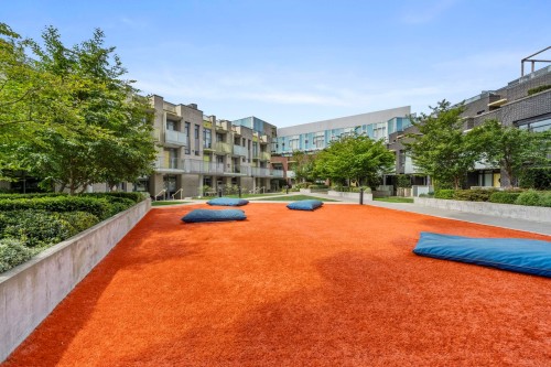 310-285 10Th Avenue E, Vancouver, BC - Outdoor