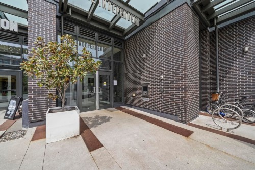310-285 10Th Avenue E, Vancouver, BC - Outdoor