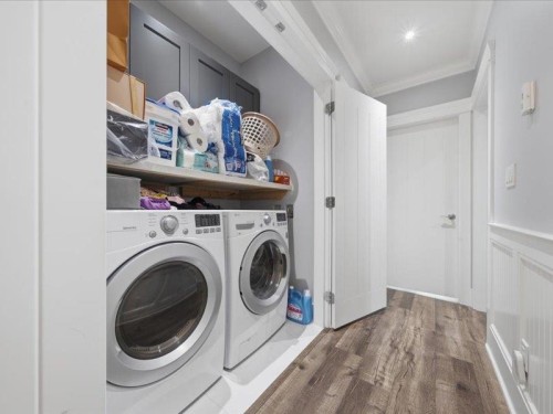 11971 Montego Street, Richmond, BC - Indoor Photo Showing Laundry Room