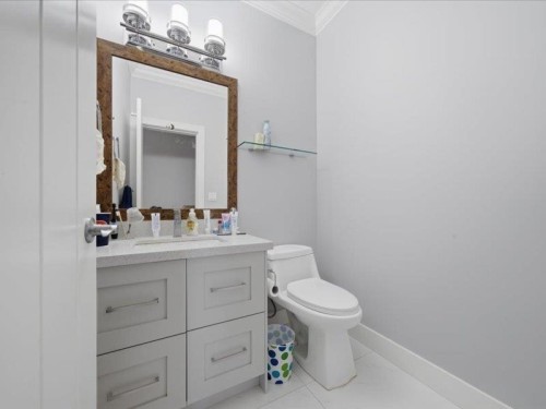 11971 Montego Street, Richmond, BC - Indoor Photo Showing Bathroom