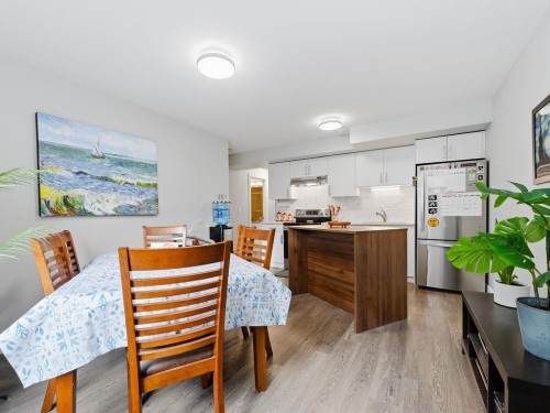 4507 Percival Avenue, Burnaby, BC - Indoor Photo Showing Dining Room