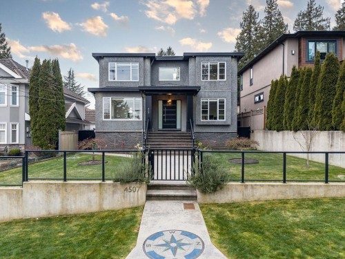 4507 Percival Avenue, Burnaby, BC - Outdoor With Facade