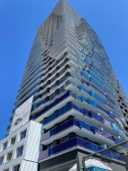 1***-5058 Joyce Street Vancouver, BC V5R 0J9