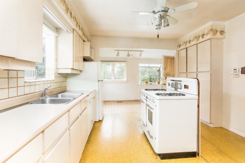 6857 Laburnum Street, Vancouver, BC - Indoor Photo Showing Kitchen With Double Sink