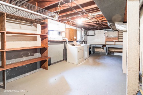 6857 Laburnum Street, Vancouver, BC - Indoor Photo Showing Laundry Room
