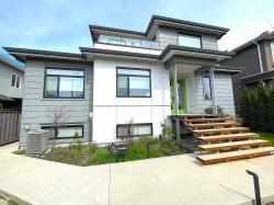 1633 Marine Drive SE Vancouver, BC V5P 2R5