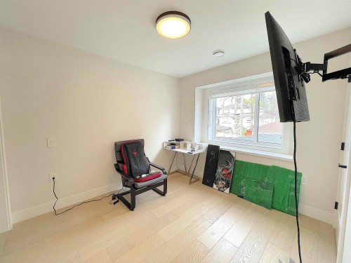 1633 Marine Drive Se, Vancouver, BC - Indoor