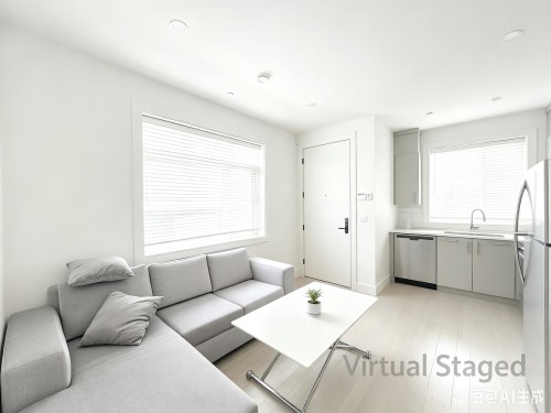 1633 Marine Drive Se, Vancouver, BC - Indoor Photo Showing Other Room