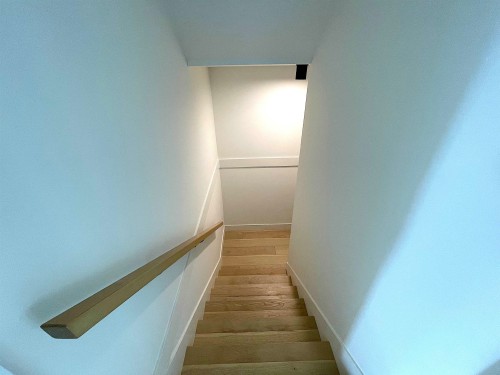 1633 Marine Drive Se, Vancouver, BC - Indoor Photo Showing Other Room
