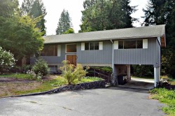 929 Prospect Avenue North Vancouver, BC V7R 2M2