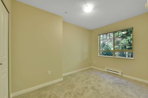 408-2959 Silver Springs Boulevard, Coquitlam, BC - Indoor Photo Showing Other Room