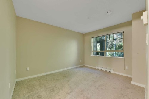 408-2959 Silver Springs Boulevard, Coquitlam, BC - Indoor Photo Showing Other Room