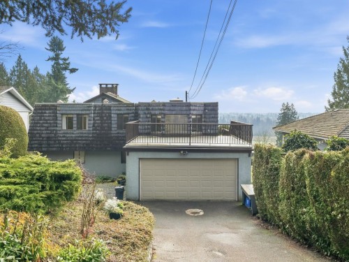 8355 Nelson Avenue, Burnaby, BC - Outdoor