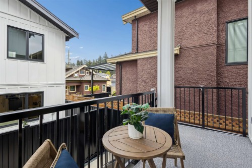 2-3637 46Th Avenue E, Vancouver, BC - Outdoor With Exterior