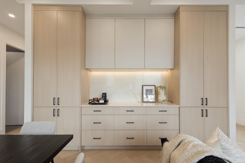 2-3637 46Th Avenue E, Vancouver, BC - Indoor