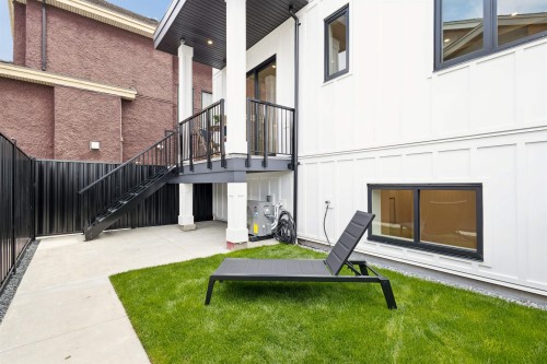 2-3637 46Th Avenue E, Vancouver, BC - Outdoor With Exterior