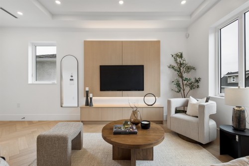 2-3637 46Th Avenue E, Vancouver, BC - Indoor Photo Showing Living Room