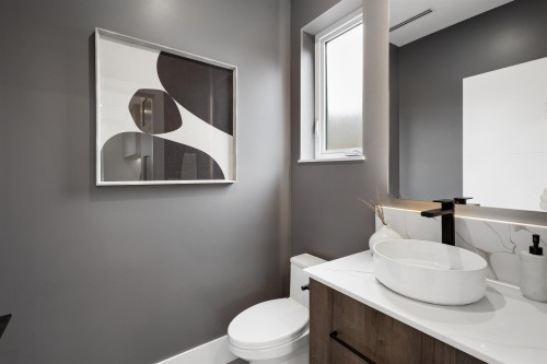 1-3639 46Th Avenue E, Vancouver, BC - Indoor Photo Showing Bathroom