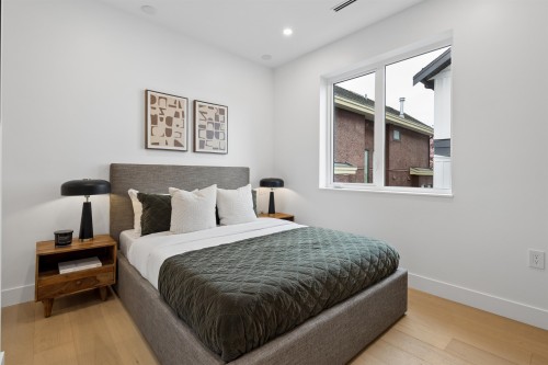 1-3639 46Th Avenue E, Vancouver, BC - Indoor Photo Showing Bedroom