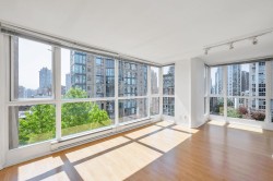 708-1188 Richards Street  Vancouver, BC V6B 3E6