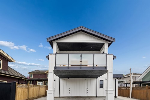 2-3639 46Th Avenue E, Vancouver, BC - Outdoor With Exterior