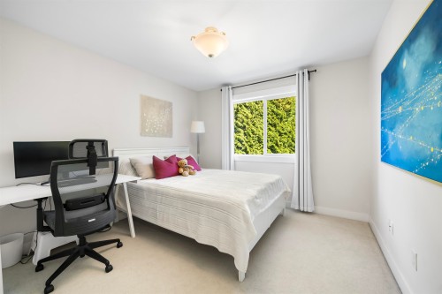 1931 Parkway Boulevard, Coquitlam, BC - Indoor Photo Showing Bedroom