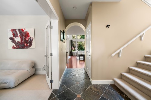 1931 Parkway Boulevard, Coquitlam, BC - Indoor Photo Showing Other Room
