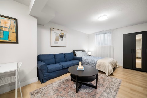 1931 Parkway Boulevard, Coquitlam, BC - Indoor