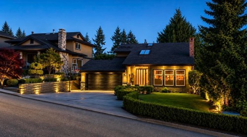 2023 Hill Drive  North Vancouver, BC V7H 2N1