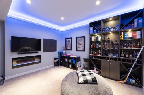 2023 Hill Drive, North Vancouver, BC - Indoor