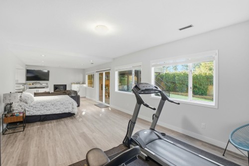 2023 Hill Drive, North Vancouver, BC - Indoor