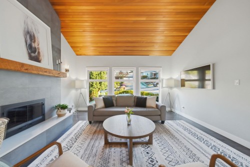 2023 Hill Drive, North Vancouver, BC - Indoor Photo Showing Living Room With Fireplace