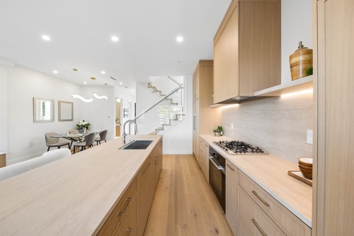 3469 Arbutus Street, Vancouver, BC - Indoor Photo Showing Kitchen With Upgraded Kitchen