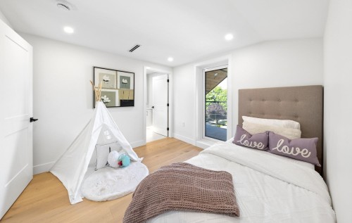3469 Arbutus Street, Vancouver, BC - Indoor Photo Showing Bedroom