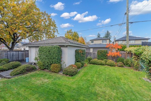 195 45Th Avenue W, Vancouver, BC - Outdoor