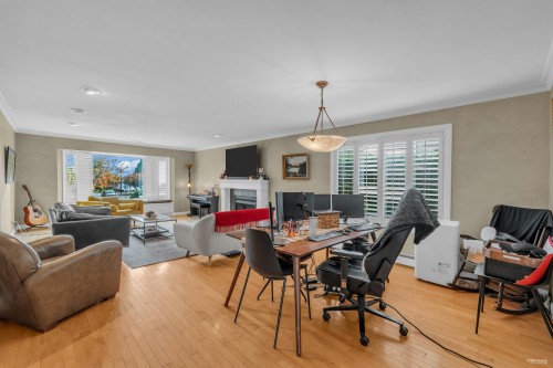 195 45Th Avenue W, Vancouver, BC - Indoor