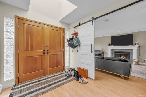 195 45Th Avenue W, Vancouver, BC - Indoor Photo Showing Other Room With Fireplace