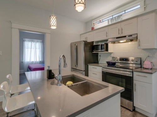 1577 26Th Avenue E, Vancouver, BC 