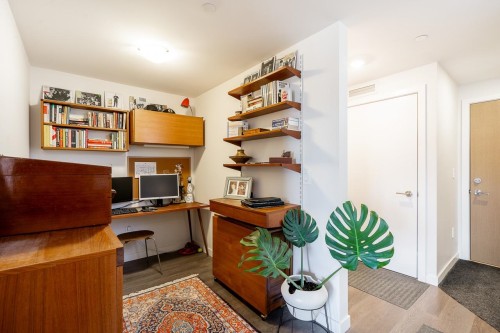 708-384 1St Avenue E, Vancouver, BC 