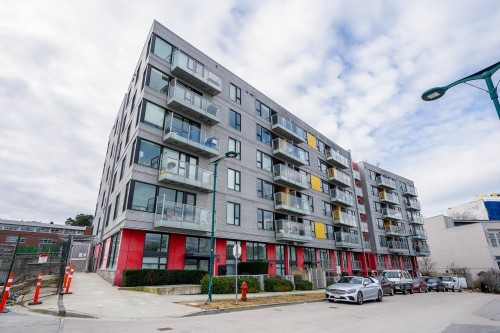 708-384 1St Avenue E, Vancouver, BC 