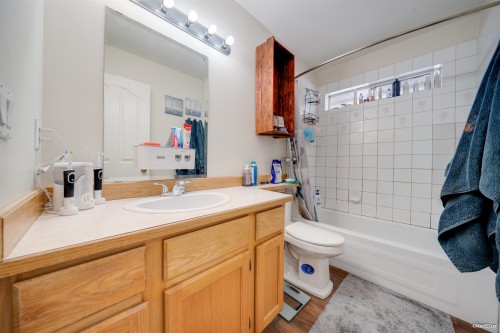 12142 227 Street, Maple Ridge, BC - Indoor Photo Showing Bathroom