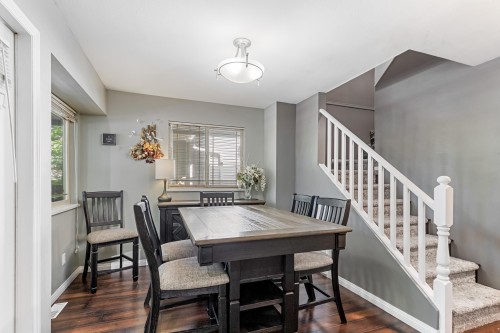 5-22980 Abernethy Lane, Maple Ridge, BC - Indoor Photo Showing Dining Room