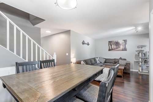 5-22980 Abernethy Lane, Maple Ridge, BC - Indoor Photo Showing Dining Room